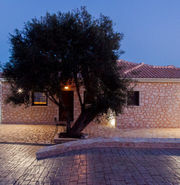 Iris-villas-seafront-property-Sivota